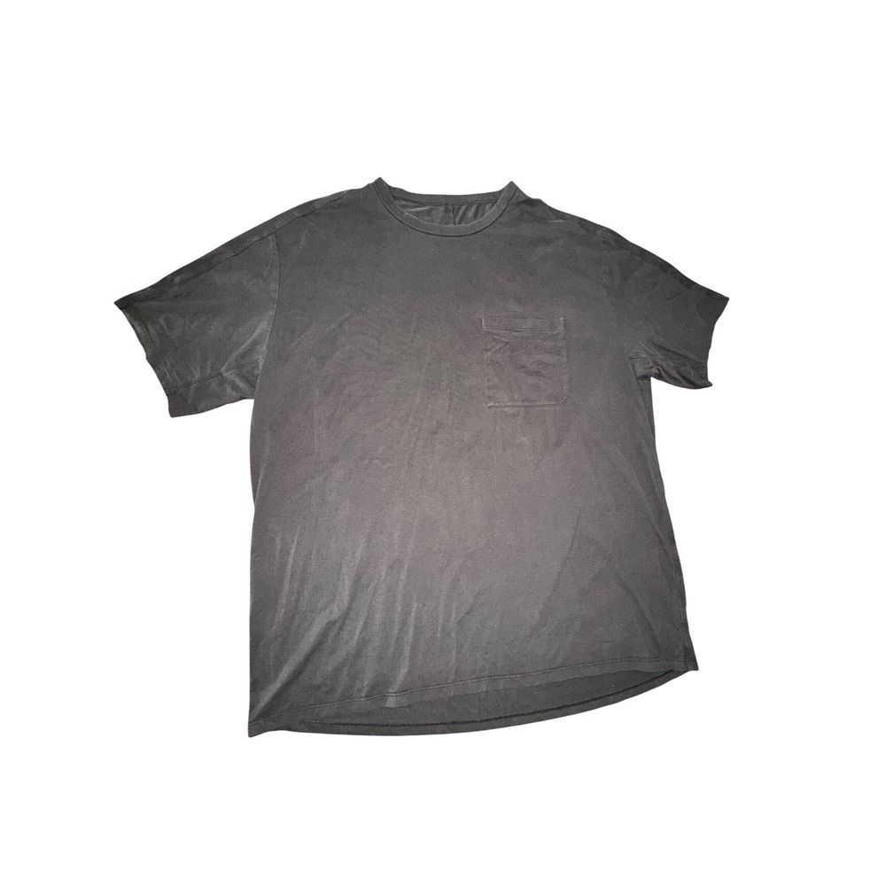 Lululemon Mens Short Sleeve Pocket T-Shirt Charcoal Gray Athletic Training Top